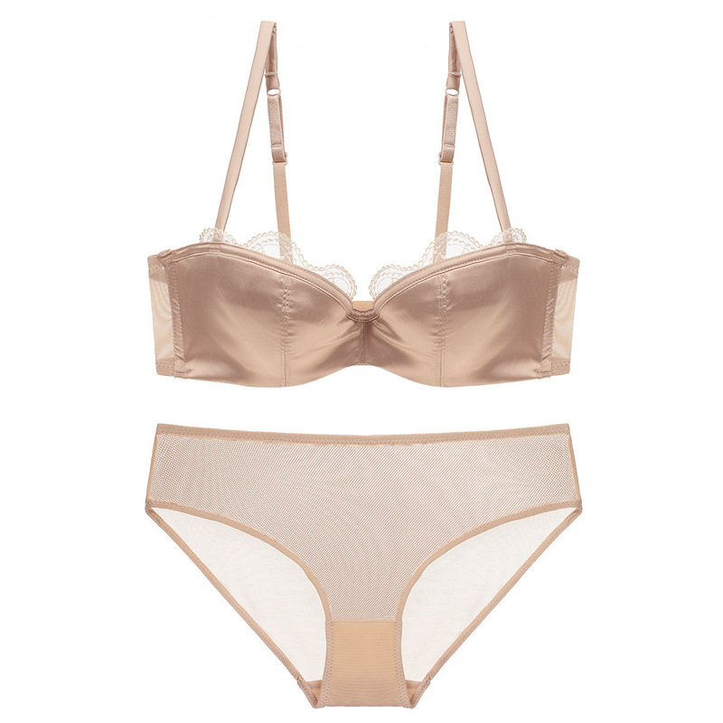 Sexy lace sexy glossy deep V underwear satin thin tube top half cup seamless bra suit one-piece delivery Sexy lace sexy glossy deep V underwear satin thin tube top half cup seamless bra suit one-piece delivery