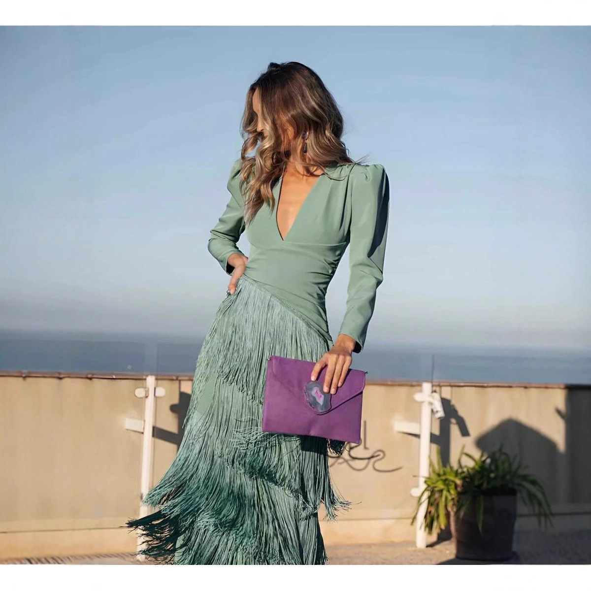 2025 Cross-Border Autumn New European and American Fashion Set, New Deep V-Neck Tassel Slim-Fit Dress