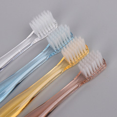 Japanese crystal soft bristle toothbrush, 4-piece small head toothbrush, household pack, adult toothbrush, wholesale for distributors