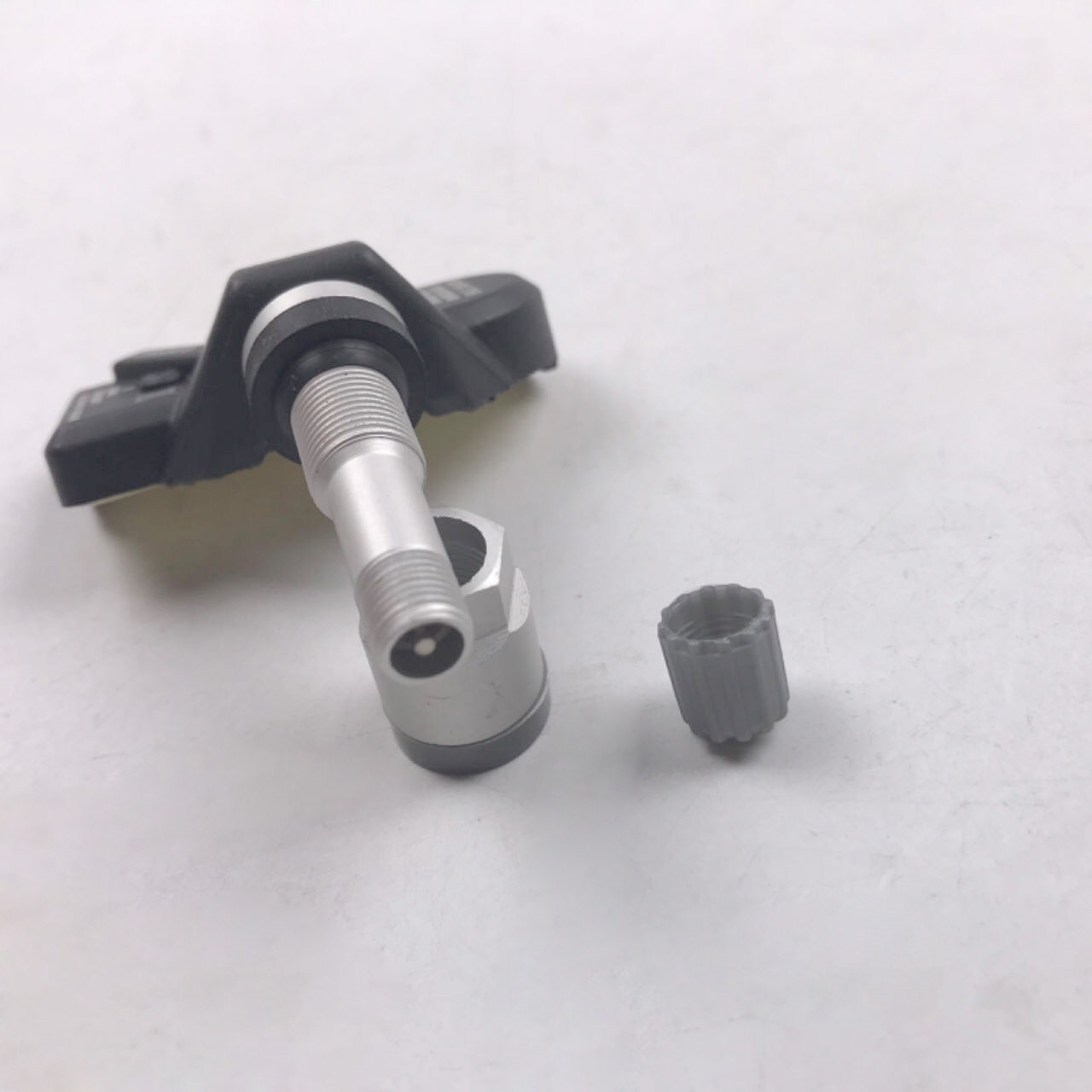 5Q0907275B Tire Pressure Monitoring Sensor Suitable for Porsche, Audi, Volkswagen