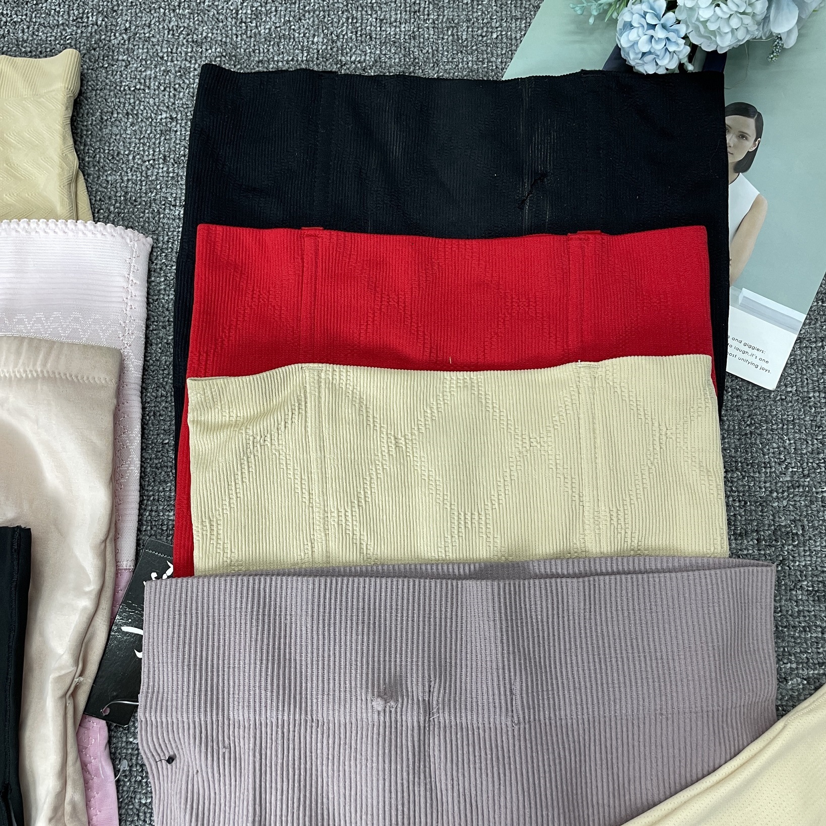 Inventario misceláneo bajo precio liquidación procesamiento defecto teñido vientre cinturón vientre pantalones superventas Comercio exterior ropa interior al por mayor