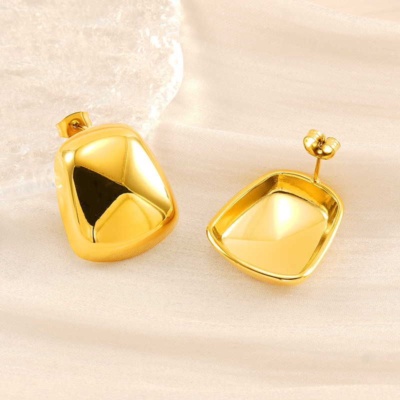 Pendientes de lujo de alta calidad de acero de titanio de nueva moda transfronteriza personalidad femenina salvaje estilo ins aretes de acero inoxidable joyería