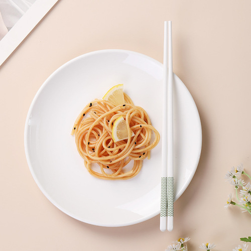 [Green Branches and Green Leaves] Ceramic Chopsticks Hepburn Style Green, high temperature resistant, easy to clean, not easy to breed bacteria, 5 pairs