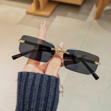 �羳�¿�Ů�r�к���ƬС�����R�S�����l���ٟo����߅����̫����R