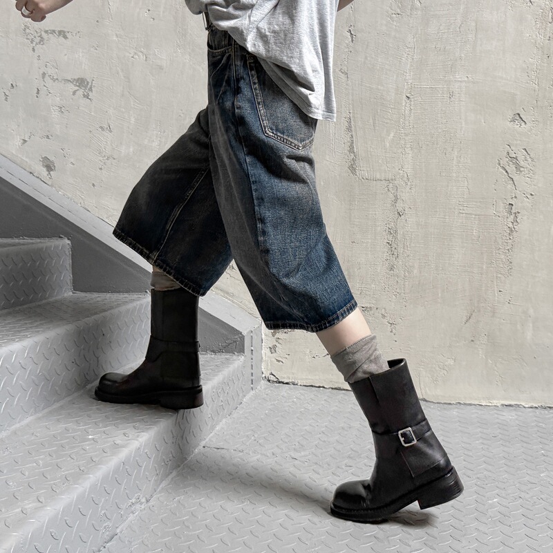 Black British Style Belt Buckle Straight Boots for Small People Thick-Soled Martin Boots Western Boots Short Boots Women's Knight Boots Black British Style Belt Buckle Straight Boots for Small People Thick-Soled Martin Boots Western Boots Short Boots Women's Knight Boots