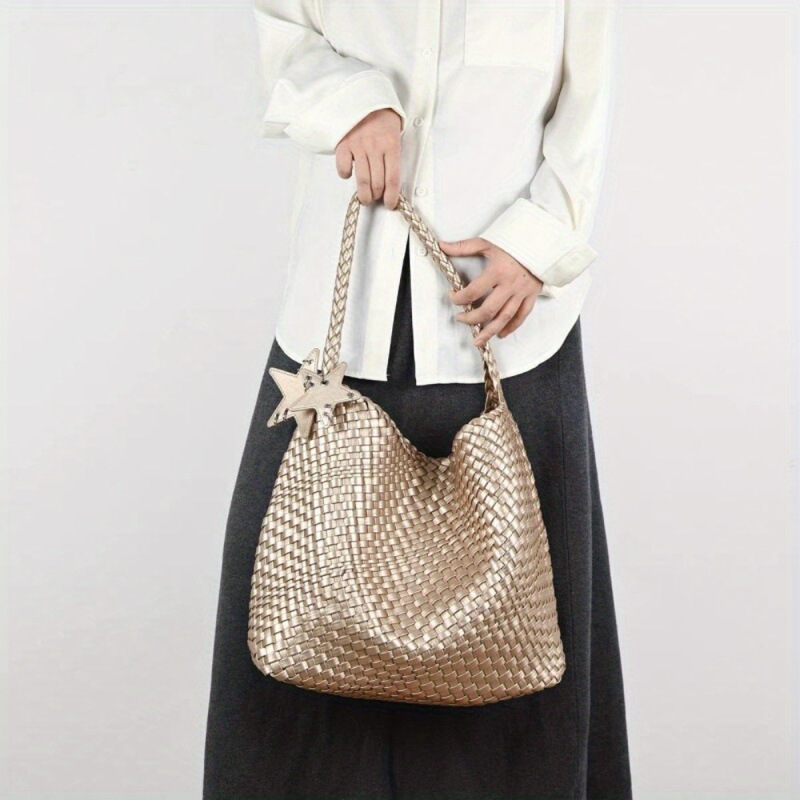Champagne Color 2025 Super Hot Woven Tote Bag Women's Large Capacity Large Bag High-end Portable Shoulder Bucket Bag
