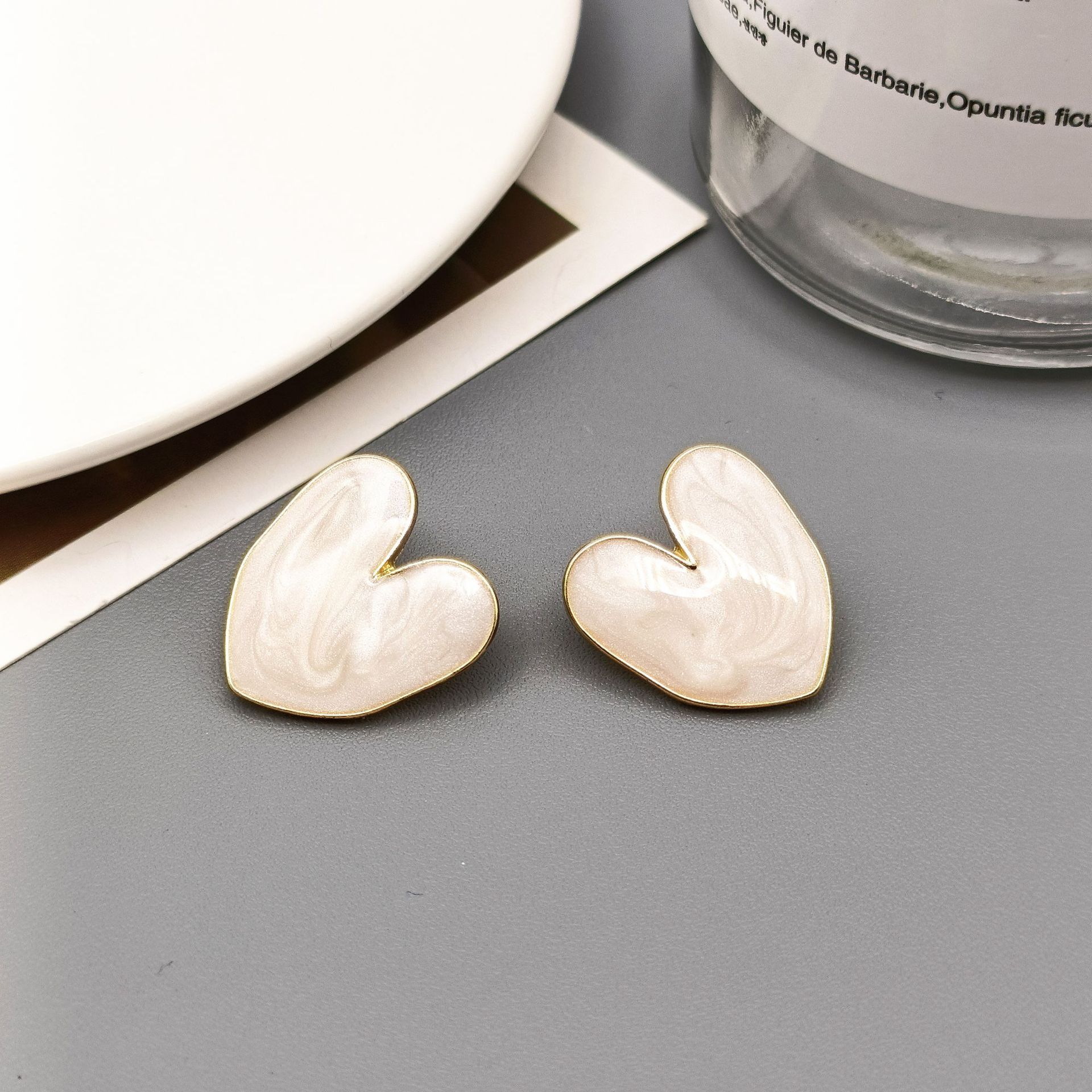 7g Weight Earrings Event & Party Supplies Ear Studs Classification 1 Pair Quantity Date Occasion 1 Pair Simple Style Heart Shape Alloy Enamel Valentine's Day Women's Ear Studs