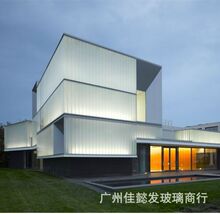 U型玻璃在现代建筑中的新风尚