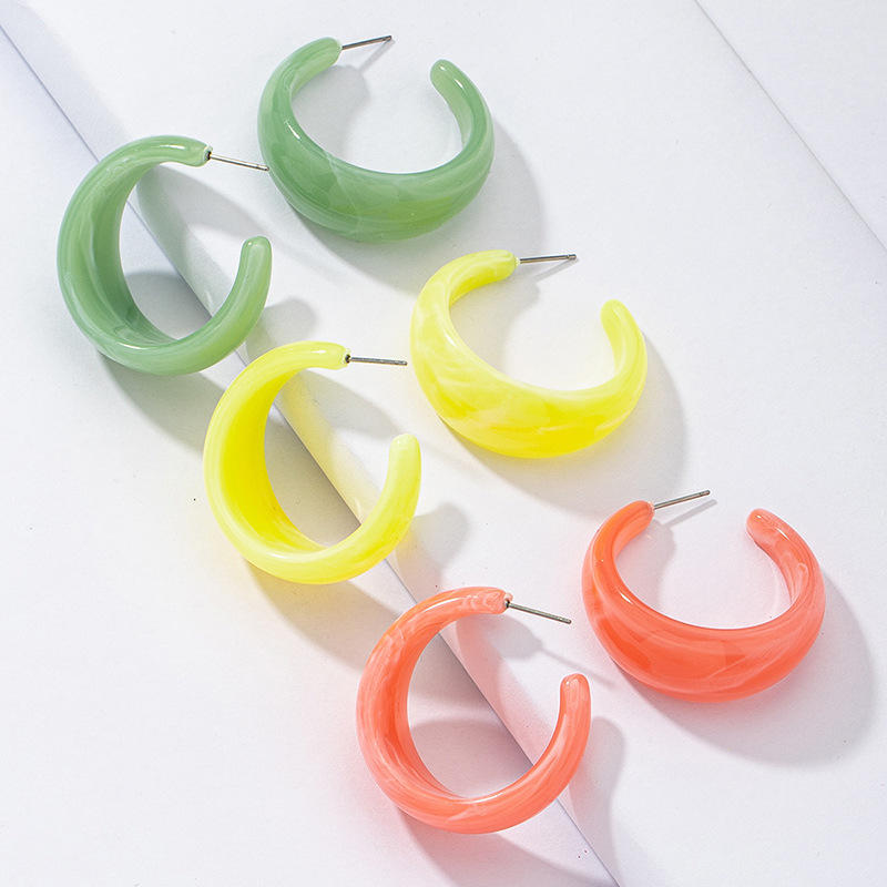Wholesale C-shaped Resin Acrylic Earrings Set display picture 2