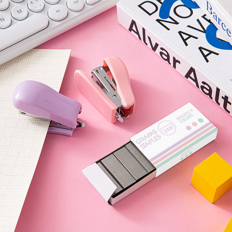 Pinzas de Cola Larga Huecas Creativas de Moda en Internet, el Mismo Modelo, con Cara Sonriente, Carpeta de Colores, Pinza Creativa para Diarios y Exámenes