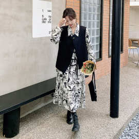 新中式水墨画碎花连衣裙女春秋2026新款国风套装裙三件套衬衫裙
