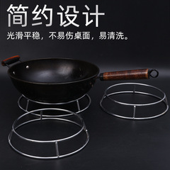 Factory-supplied stainless steel pot rack, bowl-fetching tongs, dish-handling tool, food shelf, kitchen heat-insulating pot mat, and wok stand/rack.