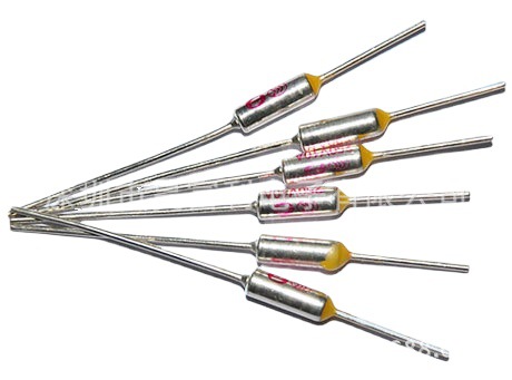 供应RY73度10A 15A 16A 温度保险丝 热熔断器 热保护器 热熔断体