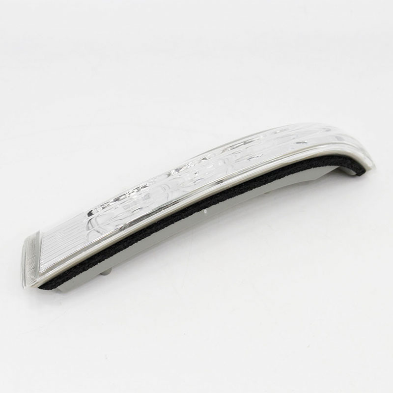 876233J000 is suitable for Hyundai Santa Fe right rearview mirror LED turn signal Veracruz IX55