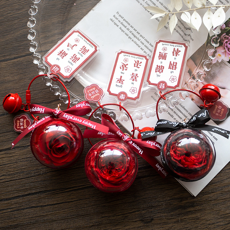 Llavero de flor eterna al por mayor colgante terminado ramo de flores secas Caja de regalo de San Valentín regalo de mano de novias regalo de bendición