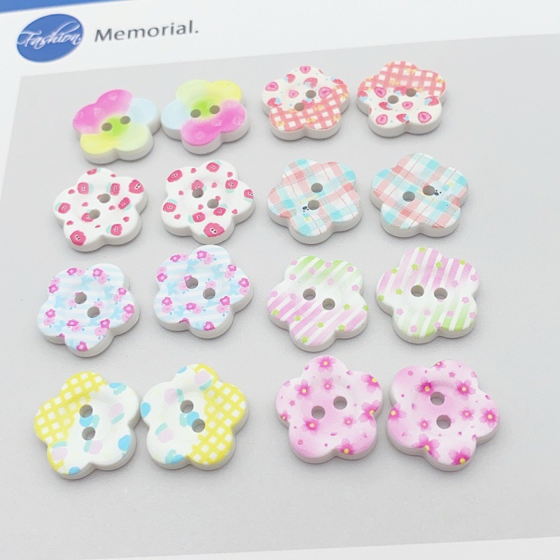 新款塑料印花花朵纽扣饰品配件diy手机壳贴片针织衫连衣裙等配饰