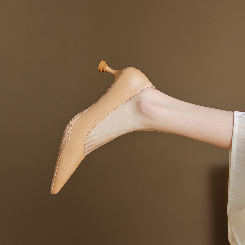 Nude-Colored High Heels with a Dynamic Sole, 5cm Low Heel, Unique Design, Thin Heel, Pointed Toe, Comfortable Soft Sole Women's Shoes Nude-Colored High Heels with a Dynamic Sole, 5cm Low Heel, Unique Design, Thin Heel, Pointed Toe, Comfortable Soft Sole Women's Shoes