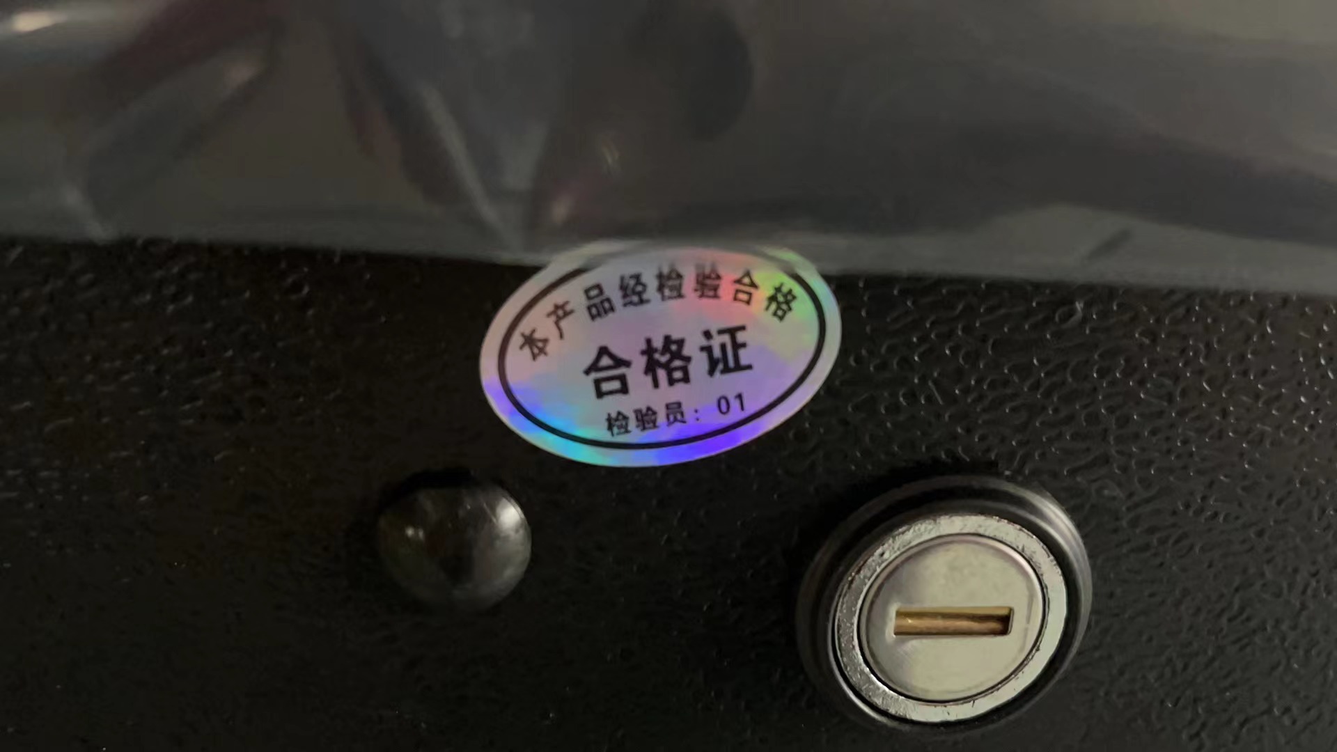 Roof trunk accessories support arm spring curved roof box lock cylinder key manufacturer support frame safety hand