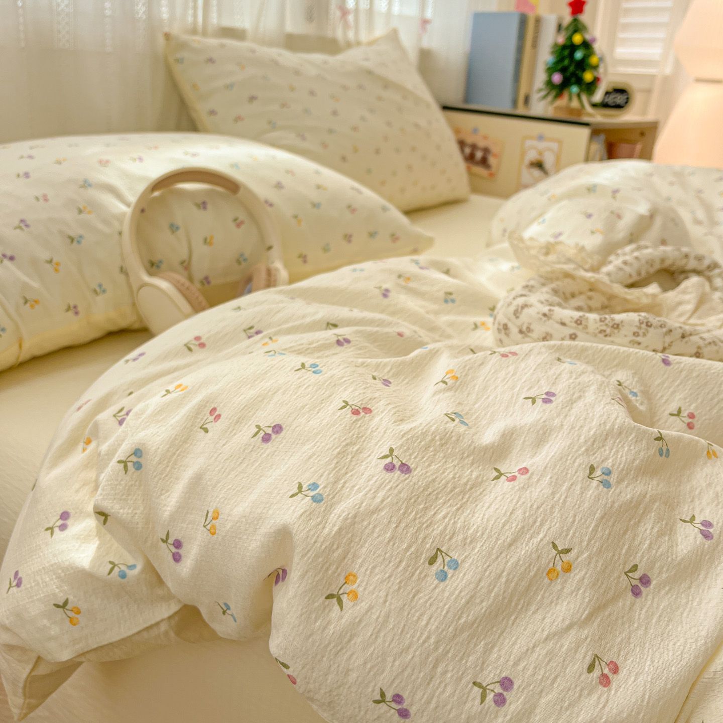 A clase madre y niño cama de doble hilo cuatro piezas de sábanas cubierta dormitorio de estudiantes cubierta de algodón cubierta de tres piezas de ins viento