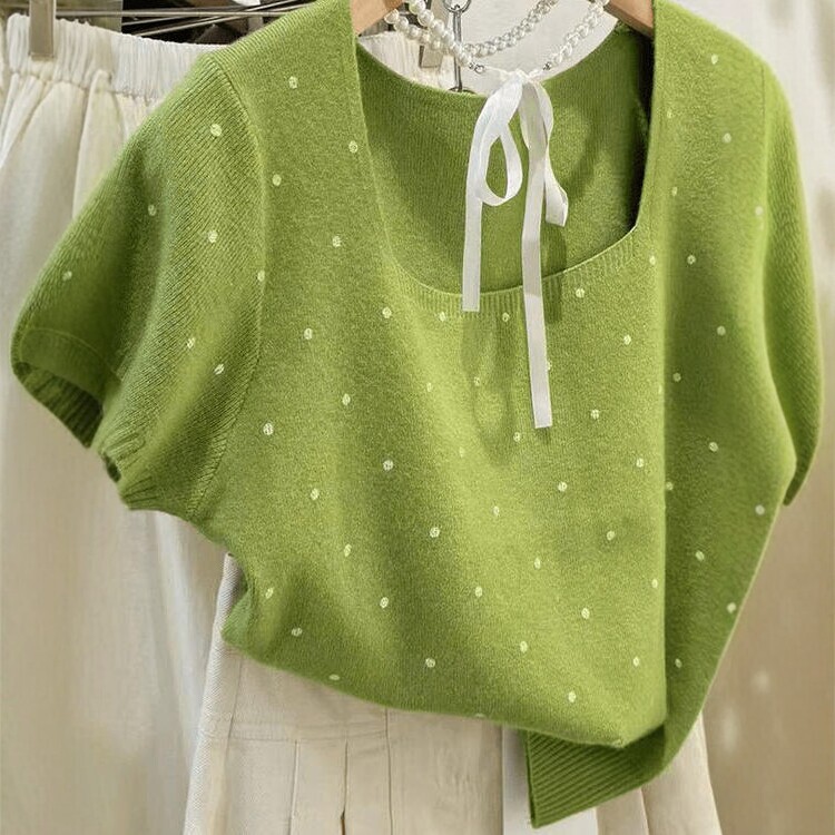 Polka Dot Square Neck Short-Sleeved Knit Top for Women, New Summer French-Style Slim-Fit Short Top with a Trendy Design, Popular Regular Shoulder T-Shirt