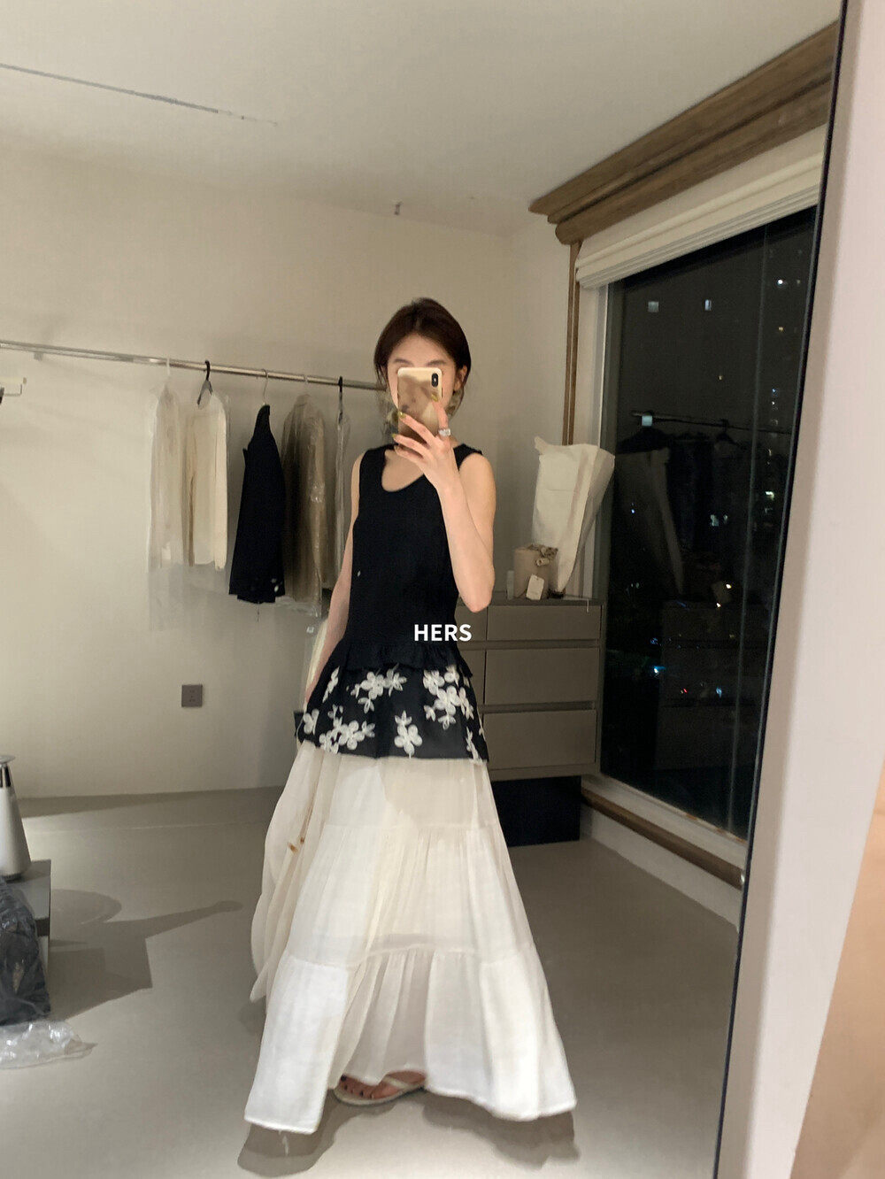Áo hai dây nữ phong cách Bohemian thêu hoa, viền ren xếp tầng — Champagne màu, màu đen chi tiết 27