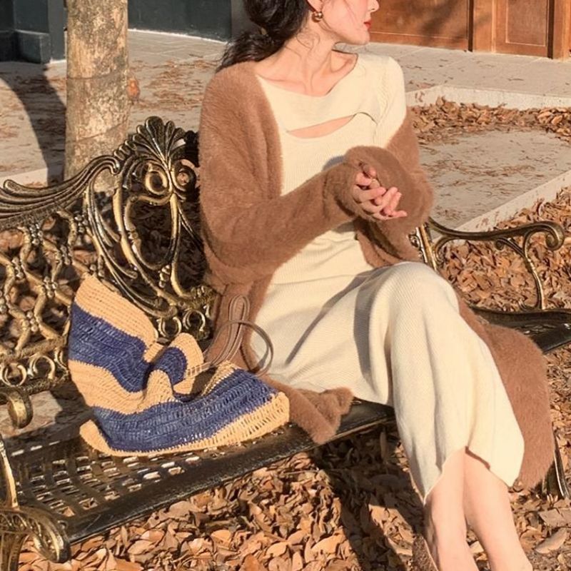 Long base autumn knitted dress