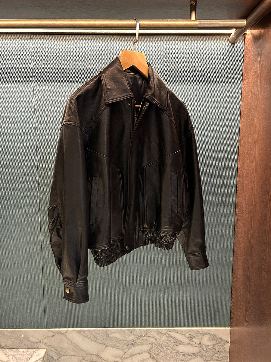 「ファッショナブルなレコーダー」オイルワックス加工植物タンニンなめしスモールラペルレトロワークウェア本革ジャケットブラックレザージャケット女性用