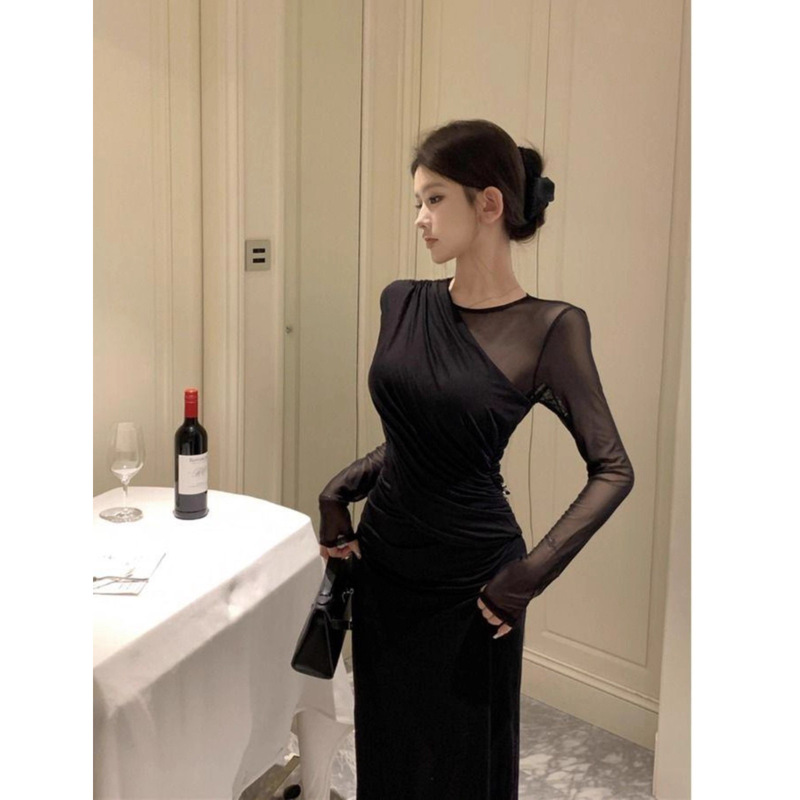 Retro Sexy Royal Sister Black Elegant Mesh Knitted Dress Women's Autum Waist Slimming Look Long-Sleeved Hip-Hugging Long Skirt
