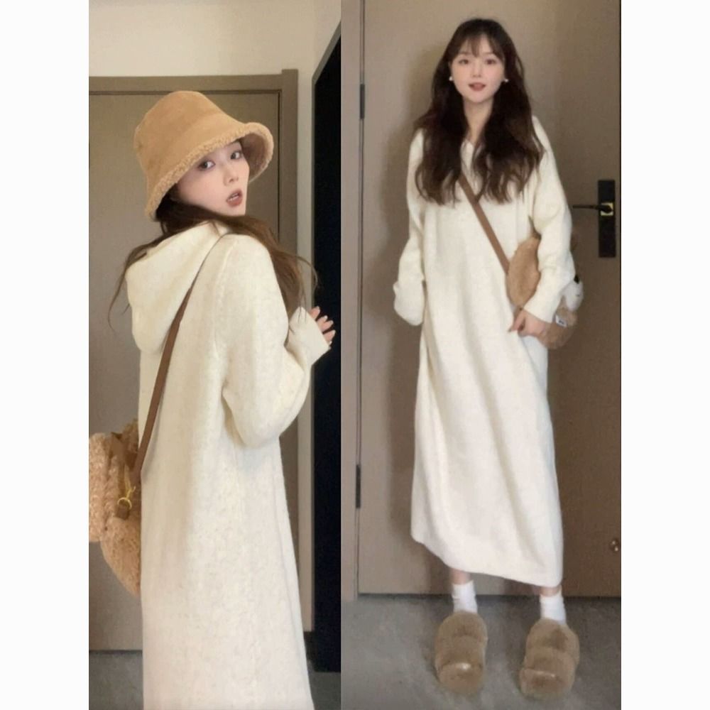 白色秋冬连帽针织连衣裙子女新款打底毛衣长裙