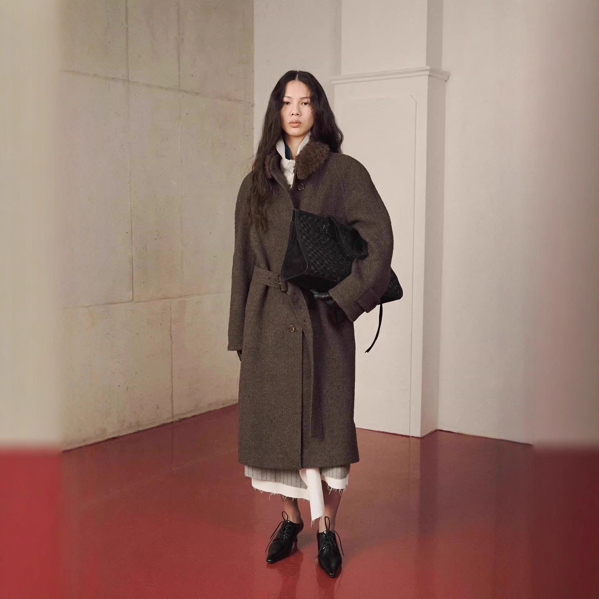 Now H Ve*So Korea's Same Style 2025 Autumn and Winter New Retro Wool Coat for Women, Elegant Woolen Long Coat