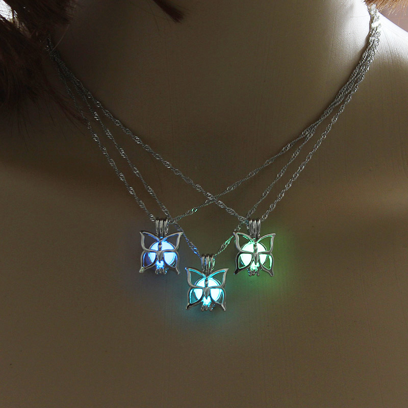 Fashion luminous butterfly necklace