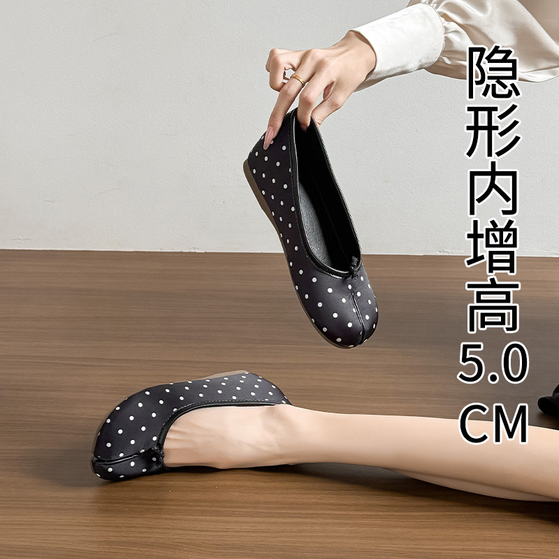Bd911~Polka Dot Loafers Women's Shoes 2025 New Summer Split-Toe Pig's Hoof Shoes Toe-Less Slip-On Flat Shoes Bd911~Polka Dot Loafers Women's Shoes 2025 New Summer Split-Toe Pig's Hoof Shoes Toe-Less Slip-On Flat Shoes