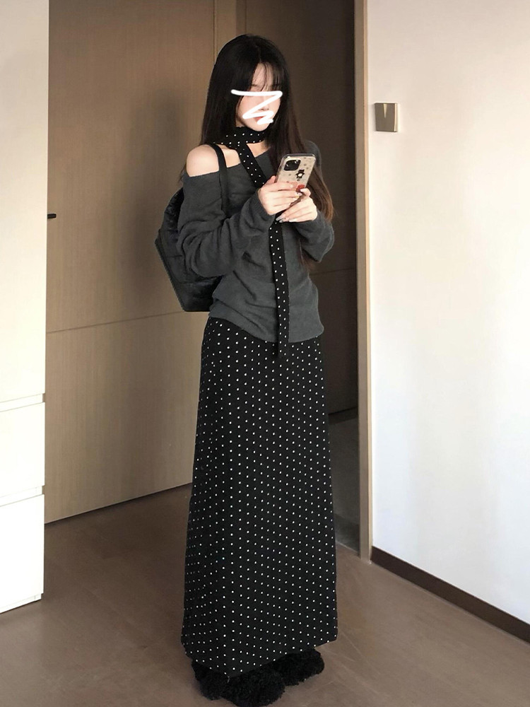 Qadın üçün qara nöqtəli yubka, yüksək bel, A-xətti, orta uzunluq