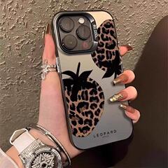 豹柄イチゴ柄 iPhone 17 Pro Max用スマホケース 個性的で元気なケース iPhone16/15/14対応 テキスト13