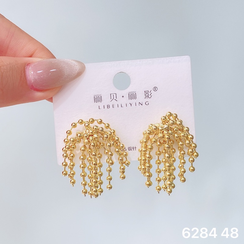 丽贝丽影欧美时尚大气重属个性冷淡风花朵几何耳环小众高级感耳饰|undefined