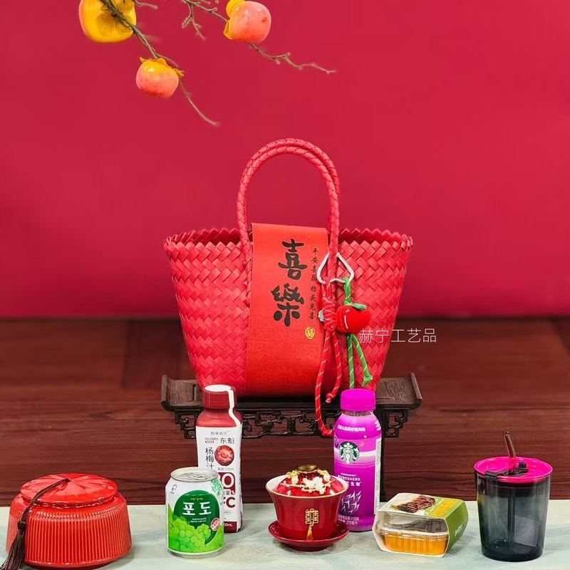 新中国式のお土産は藤の編み物のかごをまねて結婚します。|undefined
