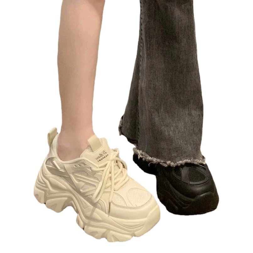 Женская обувь для папы, весна 2021, новый стиль, универсальные, маленькие, высокие, уличные кроссовки на толстой подошве для женщин.