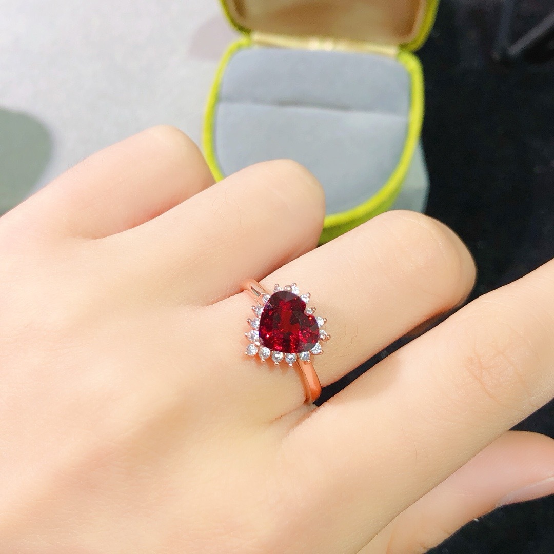 Organic ring with stone pomegranate