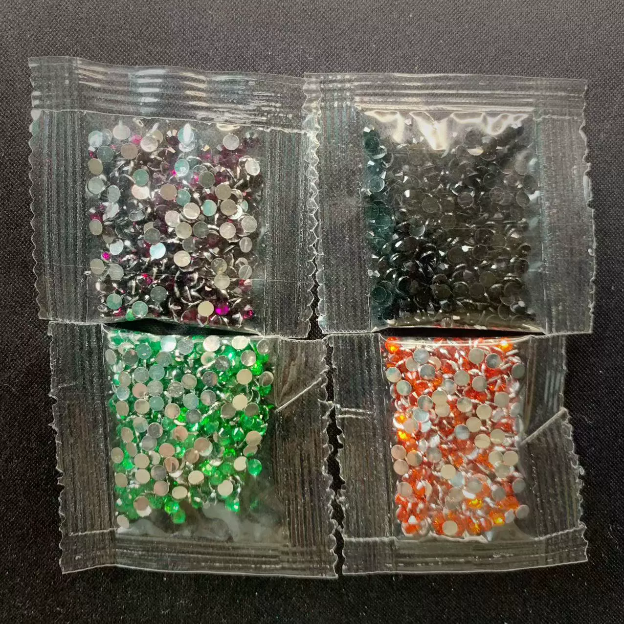 Плоское основание с острым наконечником из акриловых стразов, пакет 1 г, assorted colors для ногтей и DIY