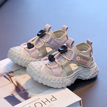 2025���ļ��¿��ͯ�˶���Ьʱ�г�����������Ůͯ��ͷ��Ь