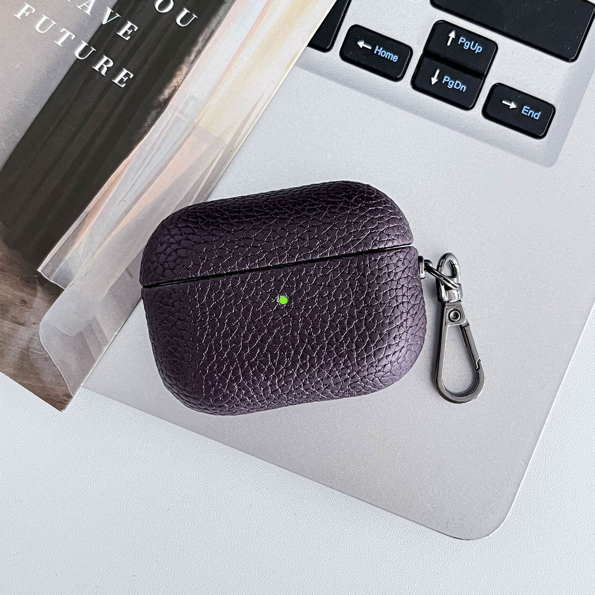 35g Weight iPhone Applicable Brands Bluetooth earbuds case Classification tpu Material Solid Color Pattern Vintage Style, Simple Style Style Injection Molding Craft Tpu Solid Color Injection Molding Vintage Style Simple Style Bluetooth Earbuds Case Phone Accessories 17