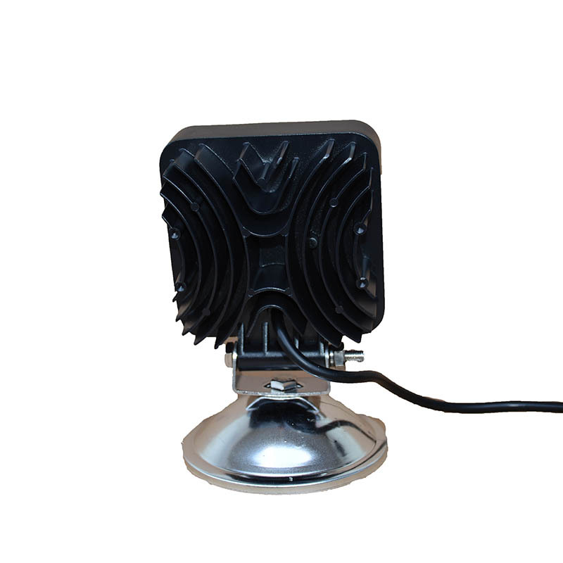 Luz cuadrada pequeña de 4 pulgadas luz antiniebla LED luz de conducción 27W48W vehículo todoterreno camión barco reflector de concentración suministro de fábrica