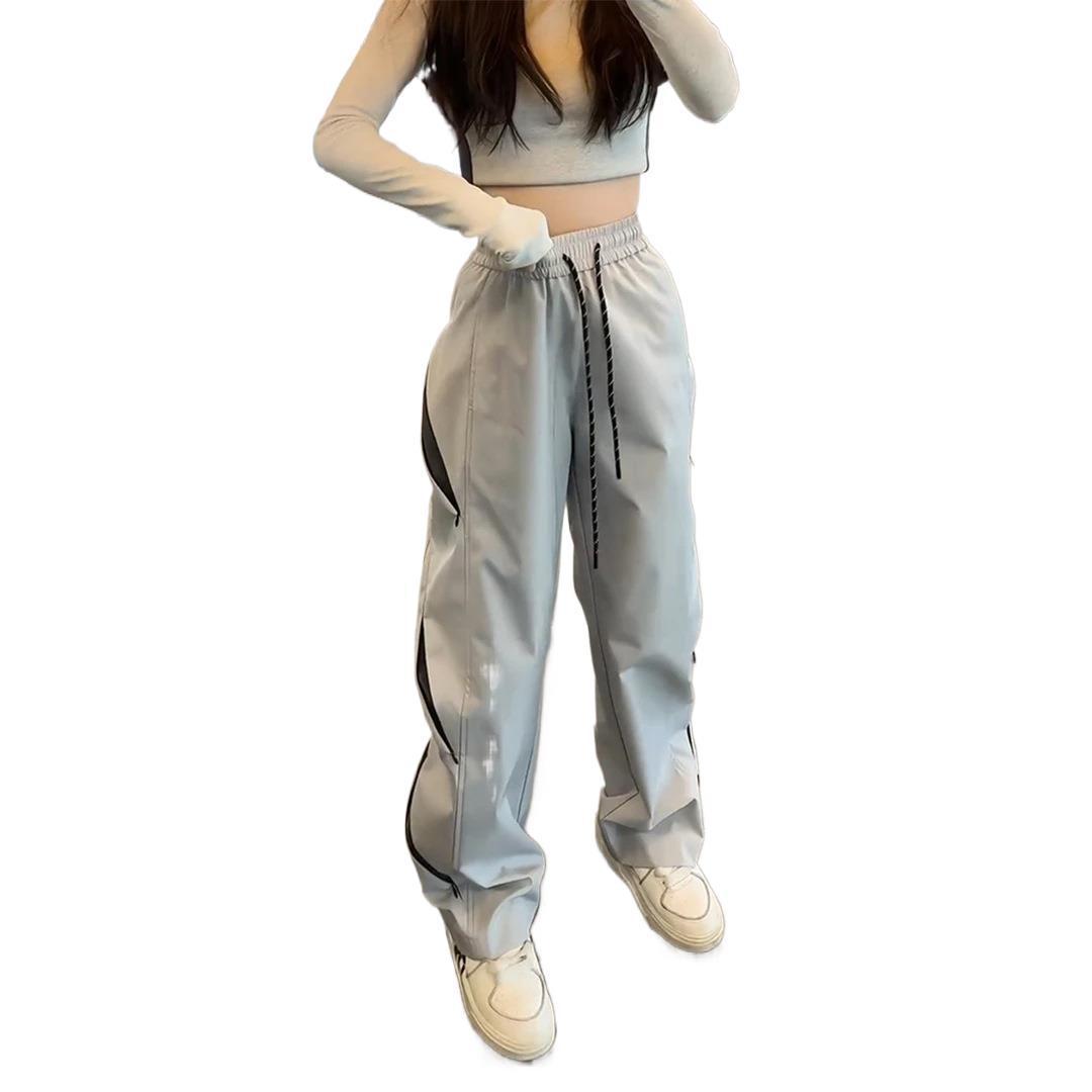 Design trousers with zipper