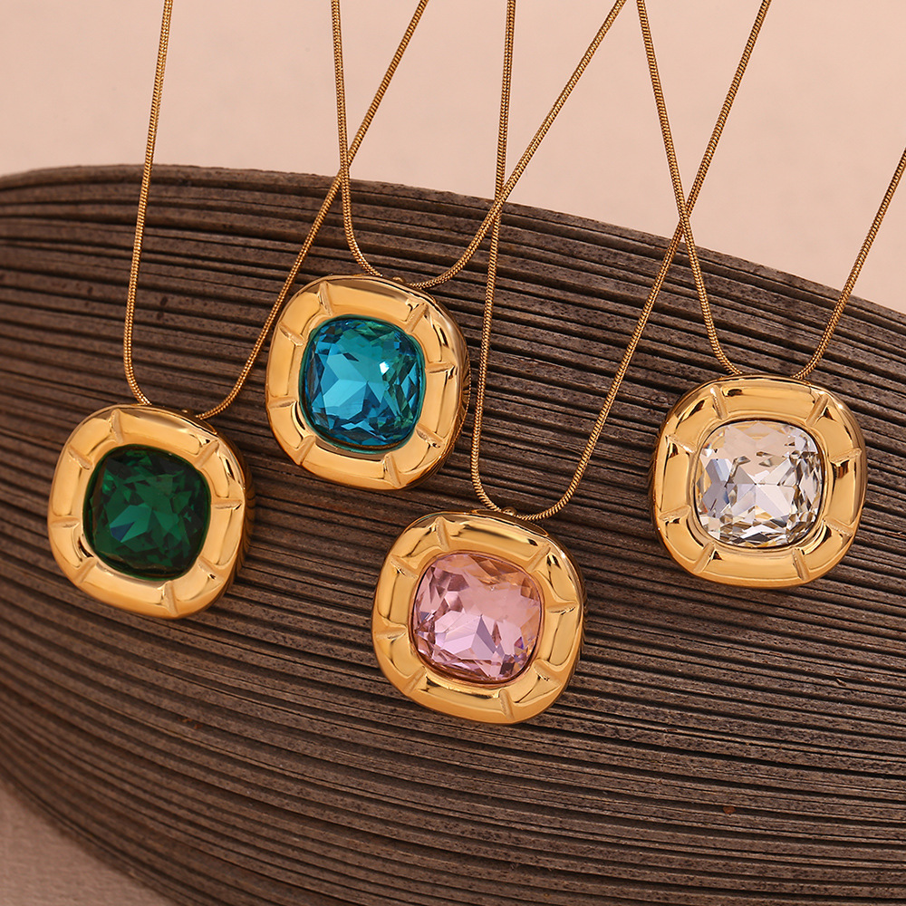 Mode retro nische ring frauen edelstahl K gold überzogene abgerundete ecke platz blume zirkon stud ohrringe halskette_voghion.com