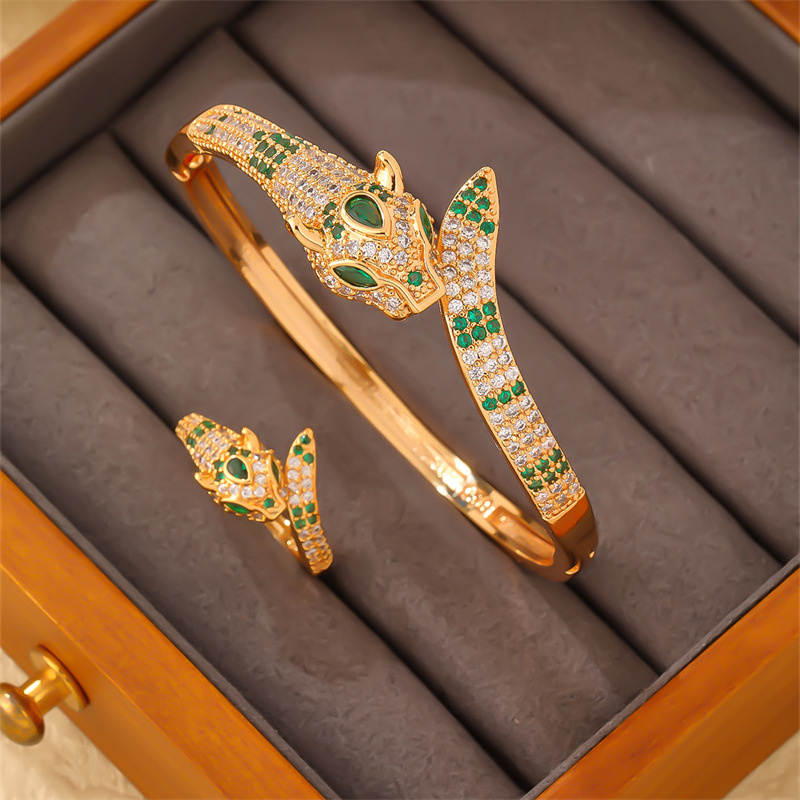 Parure de bijoux serpentine pleine de diamants, bague bracelet en zircon, personnalité de luxe légère, tête de léopard de l'industrie lourde_voghion.com