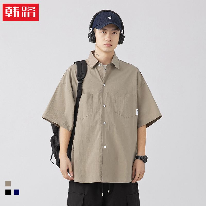 Camisa de manga corta con bolsillo de color sólido estilo retro coreano y japonés para hombre, camisa de trabajo de marca holgada y moderna para primavera y verano para hombre q