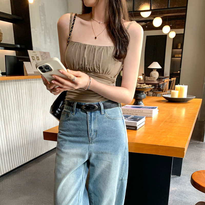 ヨーロッパの純粋な欲望プリーツスパゲッティストラップノースリーブキャミソール女性のための 2025 夏の新しいスタイルの美しいインナートップ|undefined