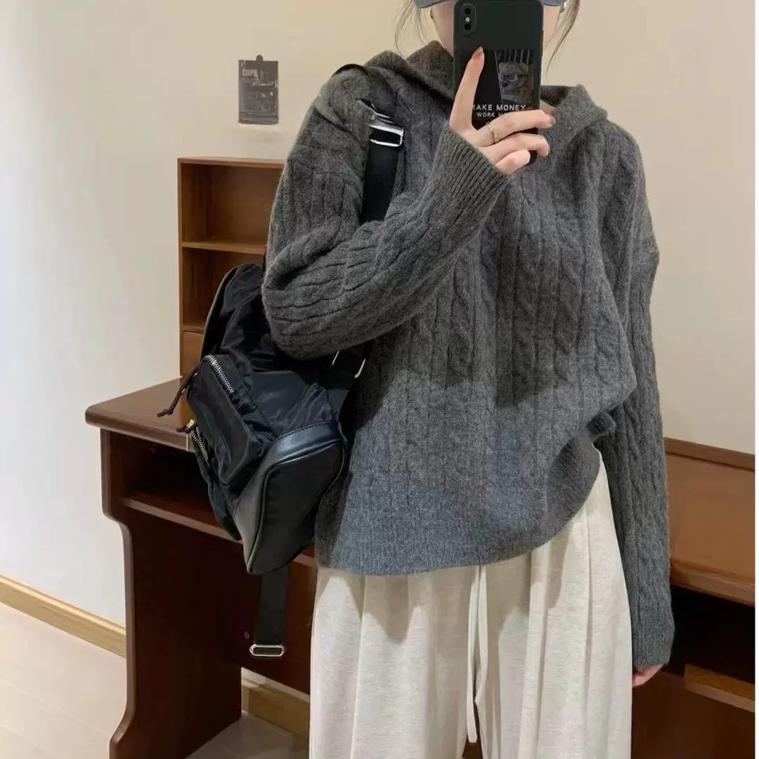 复古麻花连帽毛衣女套头宽松2024新款秋冬慵懒软糯针织卫衣帽衫厚