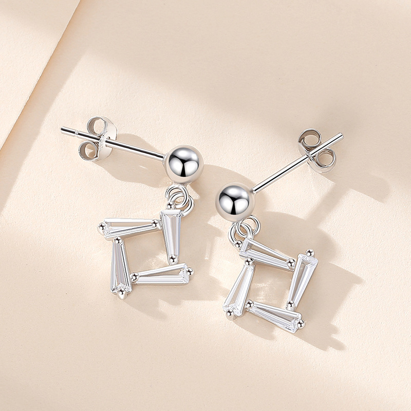 925 pendientes de plata de las mujeres cuentas de plata colgando molino cuadrado diamante incrustado personalidad temperamento fábrica directa al por mayor pendientes joyería