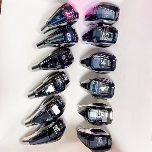 Suitable for Toyota, Mazda, and Mitsubishi cars: LED Auto Crystal Gear Knob with Illuminated Shift Indicator